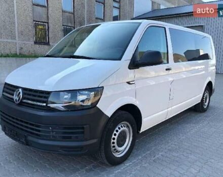 Белый Фольксваген Transporter, объемом двигателя 2 л и пробегом 164 тыс. км за 12000 $, фото 1 на Automoto.ua