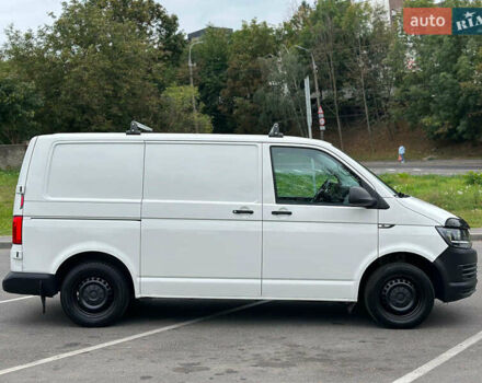 Белый Фольксваген Transporter, объемом двигателя 2 л и пробегом 264 тыс. км за 17990 $, фото 8 на Automoto.ua