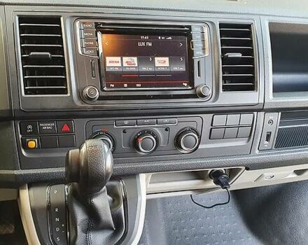 Белый Фольксваген Transporter, объемом двигателя 2 л и пробегом 270 тыс. км за 23100 $, фото 55 на Automoto.ua