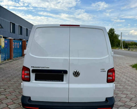 Білий Фольксваген Transporter, об'ємом двигуна 2 л та пробігом 305 тис. км за 15999 $, фото 3 на Automoto.ua