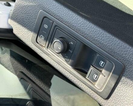 Белый Фольксваген Transporter, объемом двигателя 2 л и пробегом 230 тыс. км за 17340 $, фото 12 на Automoto.ua