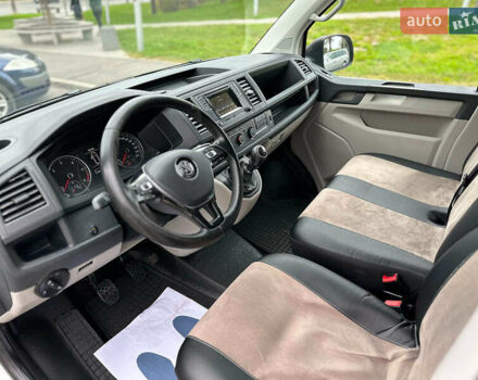 Белый Фольксваген Transporter, объемом двигателя 2 л и пробегом 264 тыс. км за 17990 $, фото 19 на Automoto.ua