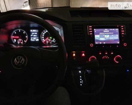 Белый Фольксваген Transporter, объемом двигателя 2 л и пробегом 270 тыс. км за 23100 $, фото 5 на Automoto.ua