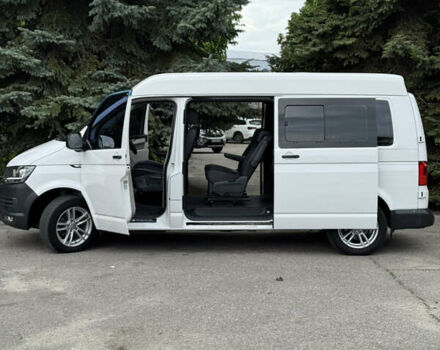 Белый Фольксваген Transporter, объемом двигателя 2 л и пробегом 138 тыс. км за 27000 $, фото 9 на Automoto.ua