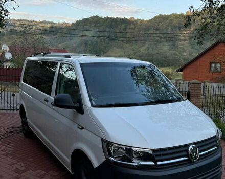 Белый Фольксваген Transporter, объемом двигателя 2 л и пробегом 205 тыс. км за 17000 $, фото 3 на Automoto.ua