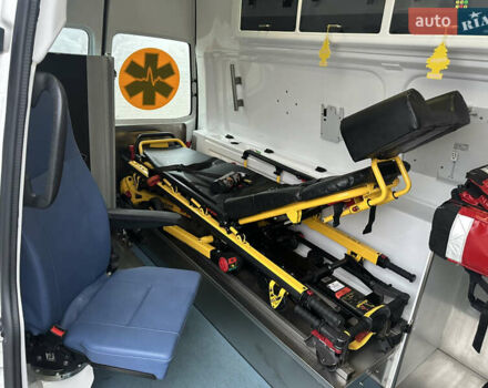 Білий Фольксваген Transporter, об'ємом двигуна 2 л та пробігом 226 тис. км за 29999 $, фото 6 на Automoto.ua