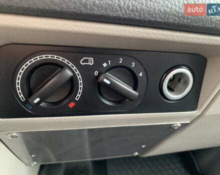 Белый Фольксваген Transporter, объемом двигателя 2 л и пробегом 315 тыс. км за 22500 $, фото 21 на Automoto.ua