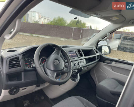 Білий Фольксваген Transporter, об'ємом двигуна 2 л та пробігом 228 тис. км за 19000 $, фото 18 на Automoto.ua