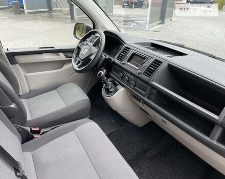Білий Фольксваген Transporter, об'ємом двигуна 2 л та пробігом 210 тис. км за 16800 $, фото 19 на Automoto.ua