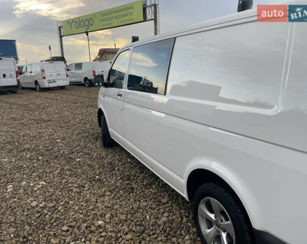 Білий Фольксваген Transporter, об'ємом двигуна 2 л та пробігом 228 тис. км за 19000 $, фото 11 на Automoto.ua