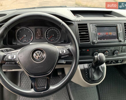 Белый Фольксваген Transporter, объемом двигателя 2 л и пробегом 315 тыс. км за 22500 $, фото 19 на Automoto.ua