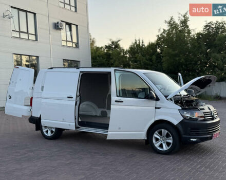 Білий Фольксваген Transporter, об'ємом двигуна 2 л та пробігом 253 тис. км за 18900 $, фото 61 на Automoto.ua