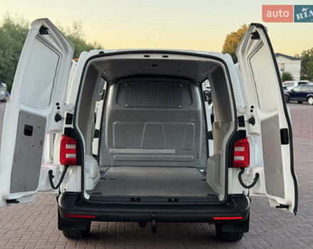 Білий Фольксваген Transporter, об'ємом двигуна 2 л та пробігом 253 тис. км за 18900 $, фото 44 на Automoto.ua