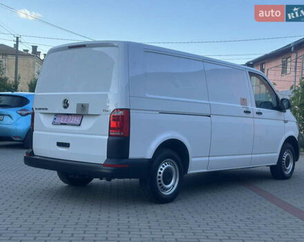 Білий Фольксваген Transporter, об'ємом двигуна 2 л та пробігом 219 тис. км за 18200 $, фото 4 на Automoto.ua