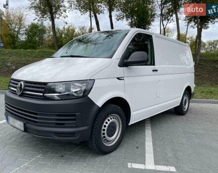 Білий Фольксваген Transporter, об'ємом двигуна 2 л та пробігом 210 тис. км за 16800 $, фото 3 на Automoto.ua