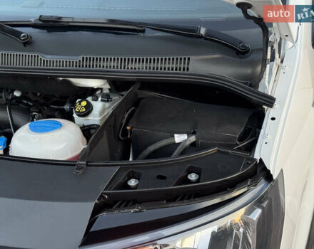 Білий Фольксваген Transporter, об'ємом двигуна 2 л та пробігом 253 тис. км за 18900 $, фото 48 на Automoto.ua