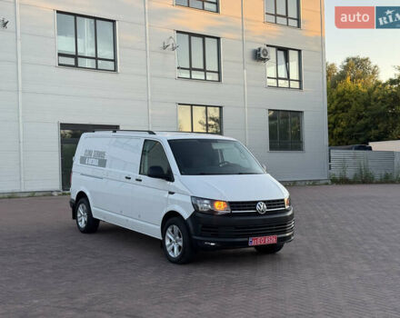 Білий Фольксваген Transporter, об'ємом двигуна 2 л та пробігом 253 тис. км за 18900 $, фото 20 на Automoto.ua
