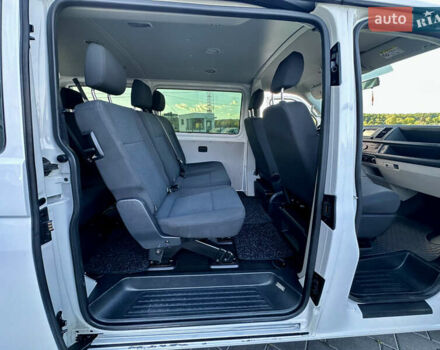 Білий Фольксваген Transporter, об'ємом двигуна 2 л та пробігом 225 тис. км за 20888 $, фото 38 на Automoto.ua