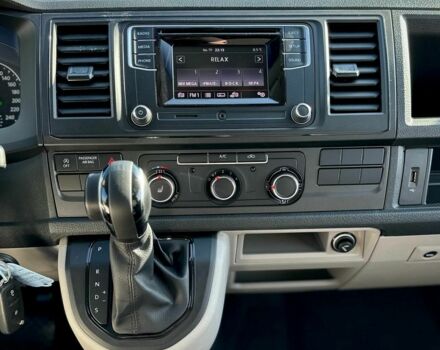 Білий Фольксваген Transporter, об'ємом двигуна 2 л та пробігом 243 тис. км за 19900 $, фото 12 на Automoto.ua