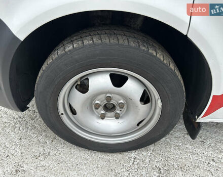 Білий Фольксваген Transporter, об'ємом двигуна 2 л та пробігом 226 тис. км за 29999 $, фото 25 на Automoto.ua