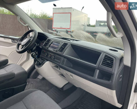 Білий Фольксваген Transporter, об'ємом двигуна 2 л та пробігом 228 тис. км за 19000 $, фото 27 на Automoto.ua
