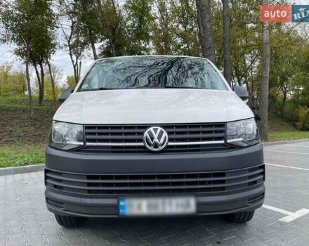 Білий Фольксваген Transporter, об'ємом двигуна 2 л та пробігом 210 тис. км за 16800 $, фото 1 на Automoto.ua