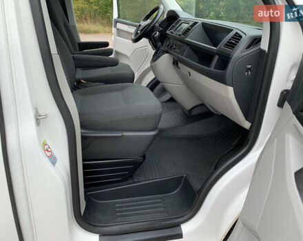 Белый Фольксваген Transporter, объемом двигателя 2 л и пробегом 315 тыс. км за 22500 $, фото 25 на Automoto.ua