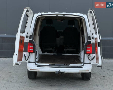 Білий Фольксваген Transporter, об'ємом двигуна 1.97 л та пробігом 220 тис. км за 15900 $, фото 16 на Automoto.ua