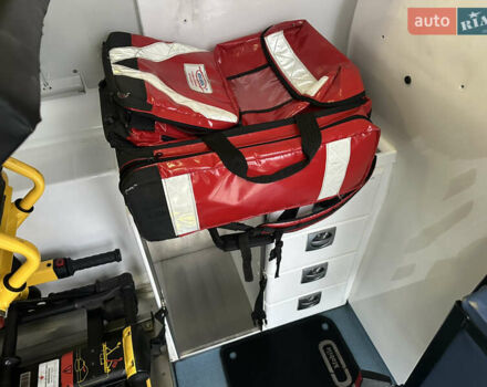 Білий Фольксваген Transporter, об'ємом двигуна 2 л та пробігом 226 тис. км за 29999 $, фото 10 на Automoto.ua