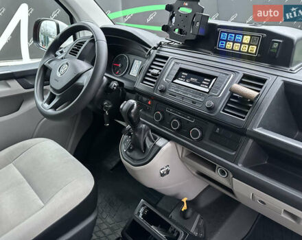 Білий Фольксваген Transporter, об'ємом двигуна 2 л та пробігом 226 тис. км за 29999 $, фото 21 на Automoto.ua