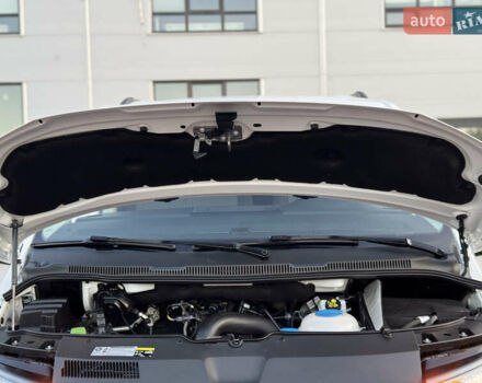 Білий Фольксваген Transporter, об'ємом двигуна 2 л та пробігом 253 тис. км за 18900 $, фото 51 на Automoto.ua