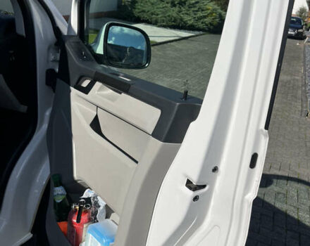 Білий Фольксваген Transporter, об'ємом двигуна 1.97 л та пробігом 266 тис. км за 23500 $, фото 9 на Automoto.ua