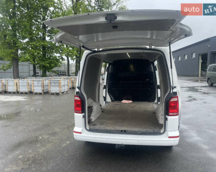 Белый Фольксваген Transporter, объемом двигателя 2 л и пробегом 241 тыс. км за 17500 $, фото 9 на Automoto.ua