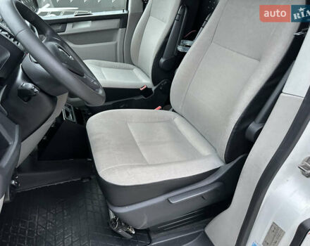 Білий Фольксваген Transporter, об'ємом двигуна 2 л та пробігом 226 тис. км за 29999 $, фото 28 на Automoto.ua