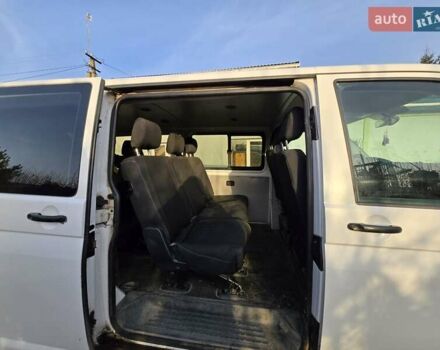 Белый Фольксваген Transporter, объемом двигателя 1.97 л и пробегом 420 тыс. км за 18500 $, фото 2 на Automoto.ua