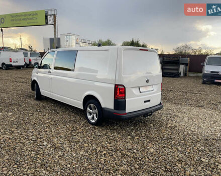 Білий Фольксваген Transporter, об'ємом двигуна 2 л та пробігом 228 тис. км за 19000 $, фото 4 на Automoto.ua