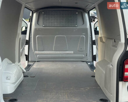 Білий Фольксваген Transporter, об'ємом двигуна 2 л та пробігом 253 тис. км за 18900 $, фото 45 на Automoto.ua