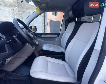 Белый Фольксваген Transporter, объемом двигателя 2 л и пробегом 219 тыс. км за 16700 $, фото 18 на Automoto.ua