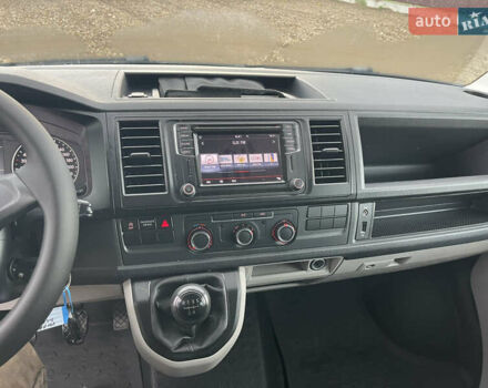 Білий Фольксваген Transporter, об'ємом двигуна 2 л та пробігом 228 тис. км за 19000 $, фото 21 на Automoto.ua