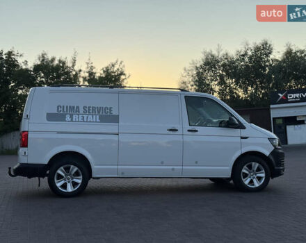 Білий Фольксваген Transporter, об'ємом двигуна 2 л та пробігом 253 тис. км за 18900 $, фото 18 на Automoto.ua