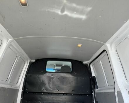 Белый Фольксваген Transporter, объемом двигателя 2 л и пробегом 330 тыс. км за 14500 $, фото 11 на Automoto.ua