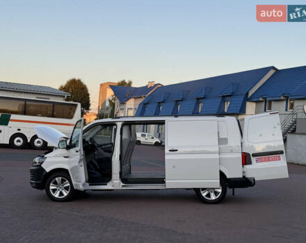 Білий Фольксваген Transporter, об'ємом двигуна 2 л та пробігом 253 тис. км за 18900 $, фото 56 на Automoto.ua