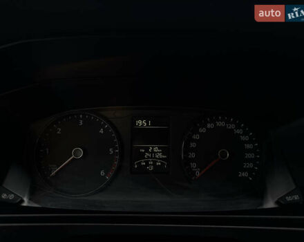 Белый Фольксваген Transporter, объемом двигателя 1.97 л и пробегом 241 тыс. км за 20800 $, фото 19 на Automoto.ua