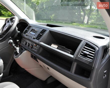 Белый Фольксваген Transporter, объемом двигателя 2 л и пробегом 210 тыс. км за 24800 $, фото 64 на Automoto.ua