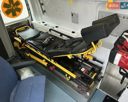 Білий Фольксваген Transporter, об'ємом двигуна 2 л та пробігом 226 тис. км за 29999 $, фото 12 на Automoto.ua