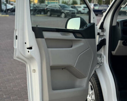 Білий Фольксваген Transporter, об'ємом двигуна 2 л та пробігом 253 тис. км за 18900 $, фото 27 на Automoto.ua