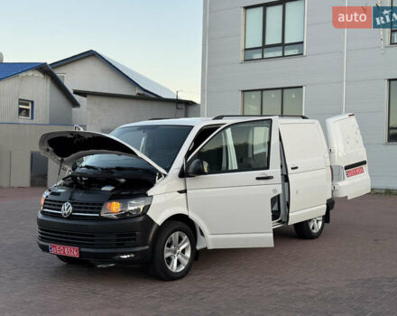 Білий Фольксваген Transporter, об'ємом двигуна 2 л та пробігом 253 тис. км за 18900 $, фото 54 на Automoto.ua