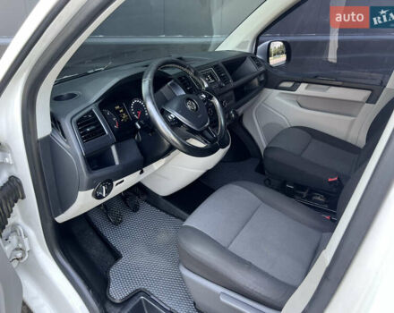 Білий Фольксваген Transporter, об'ємом двигуна 1.97 л та пробігом 220 тис. км за 15900 $, фото 23 на Automoto.ua