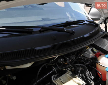 Белый Фольксваген Transporter, объемом двигателя 2 л и пробегом 210 тыс. км за 24800 $, фото 99 на Automoto.ua