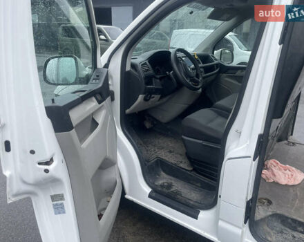 Белый Фольксваген Transporter, объемом двигателя 2 л и пробегом 241 тыс. км за 17500 $, фото 7 на Automoto.ua
